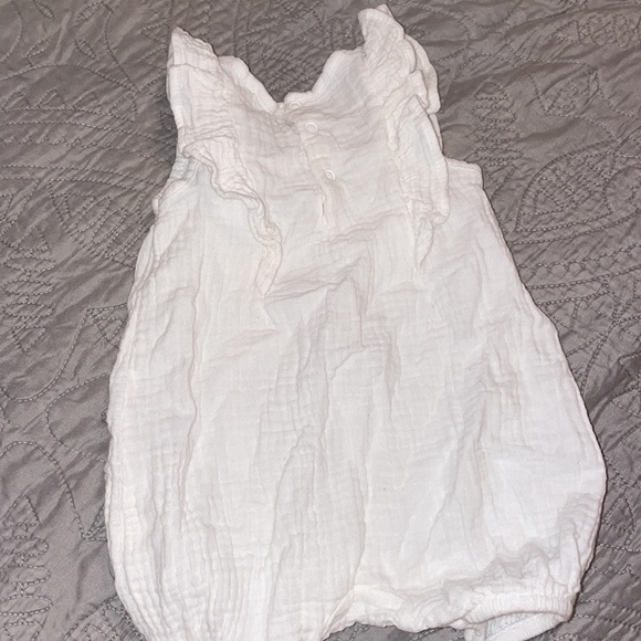 Boutique Romper - Picture 5 of 5